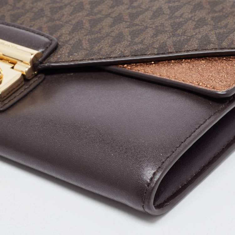 Pre Owned Michael Kors Brown Signature Canvas And Leather Sloan Wallet on Chain