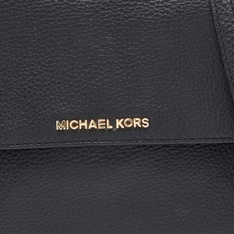 Pre Owned Michael Kors Black Leather Flap Crossbody Bag