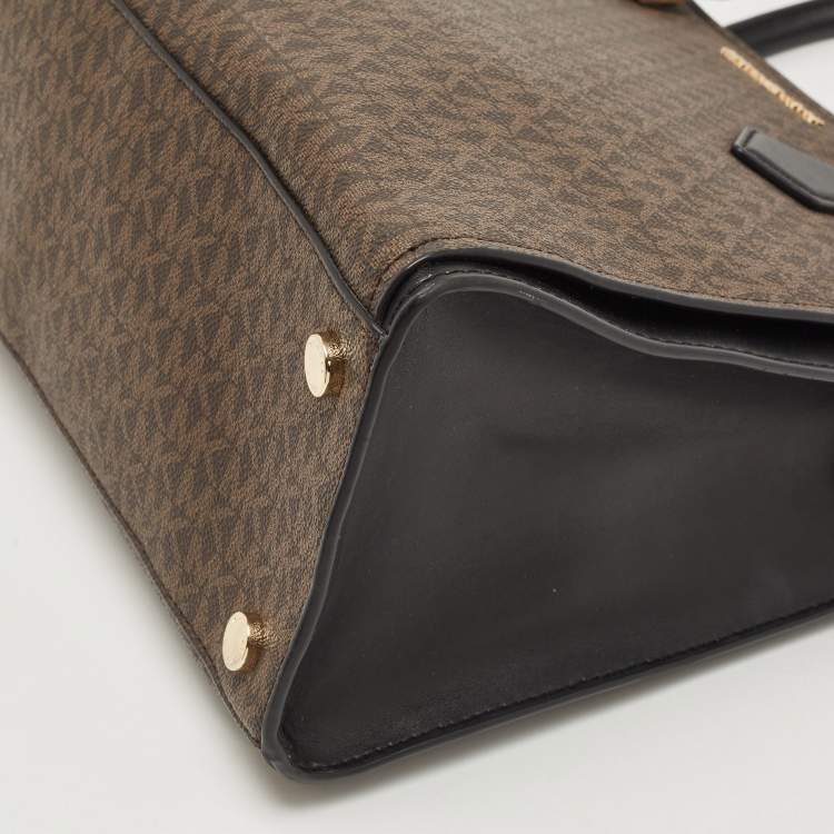 Pre Owned Michael Kors Brown Signature Coated Canvas and Leather Large Hope Tote