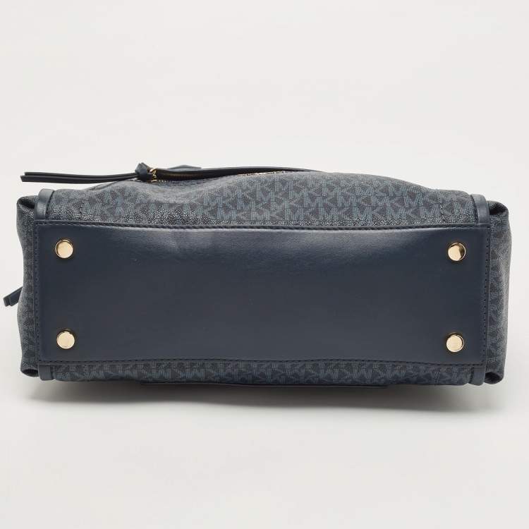 Pre Owned Michael Kors Blue Signature Coated Canvas and Leather Medium Carine Satchel