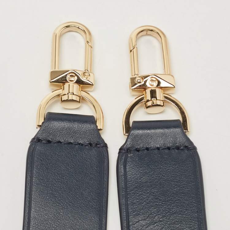 Pre Owned Michael Kors Blue Signature Coated Canvas and Leather Medium Carine Satchel