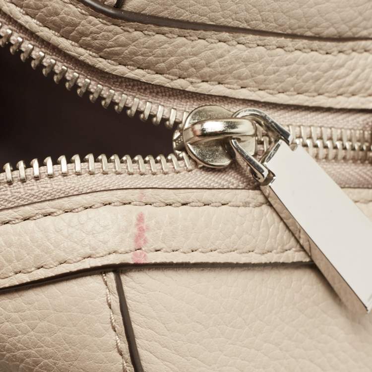 Pre Owned Michael Kors Grey Mercer Medium Leather Duffel Bag