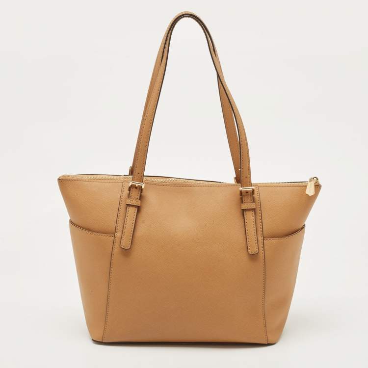 Pre Owned Michael Michael Kors Beige Leather Medium Jet Set Top Zip Tote