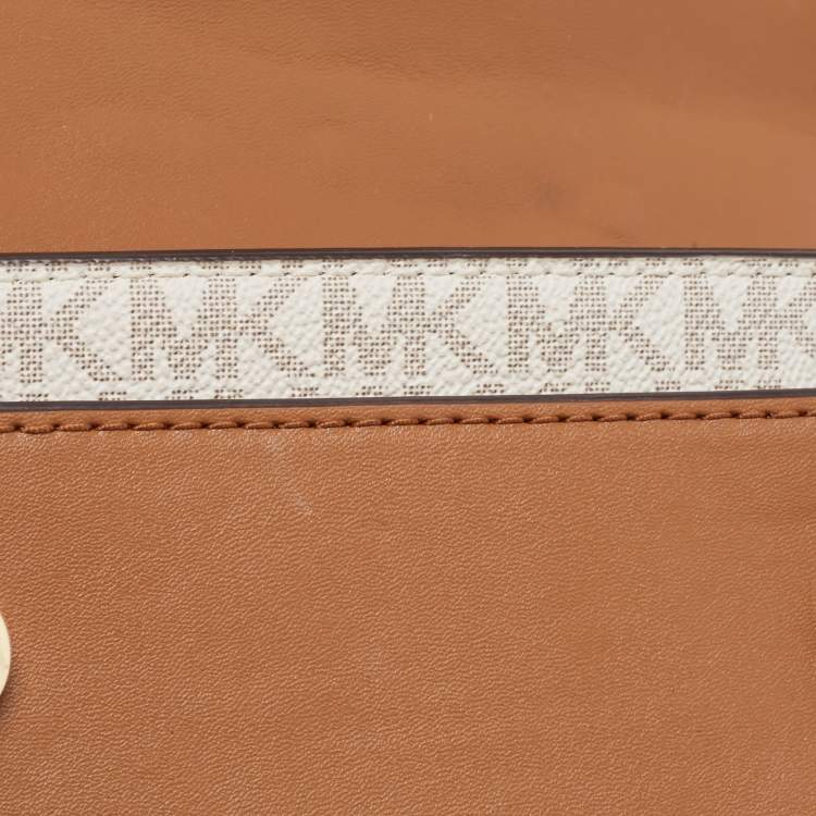 Pre Owned Michael Kors Ivory/Tan Signature Coated Canvas and Leather Heather Shoulder Bag