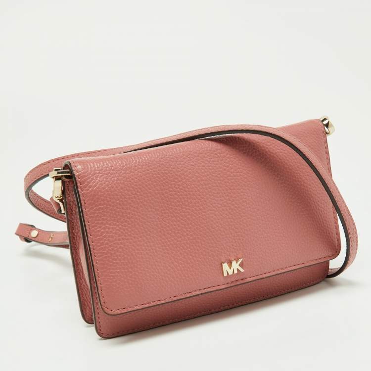 Pre Owned Michael Kors Pink Leather Jet Set Phone Crossbody Bag