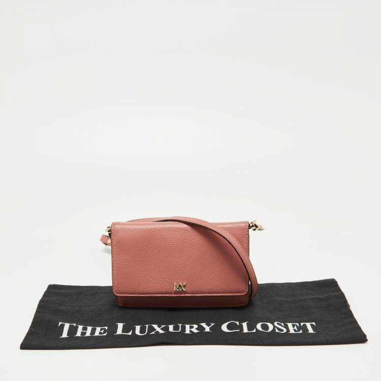 Pre Owned Michael Kors Pink Leather Jet Set Phone Crossbody Bag