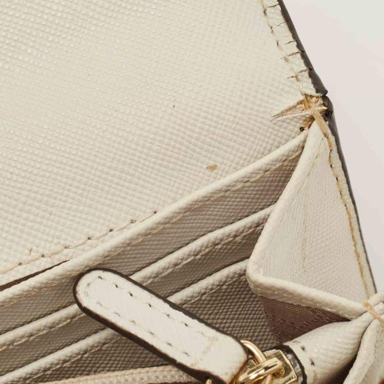 Pre Owned Michael Kors Off White Signature Coated Canvas Flap Continental Wallet