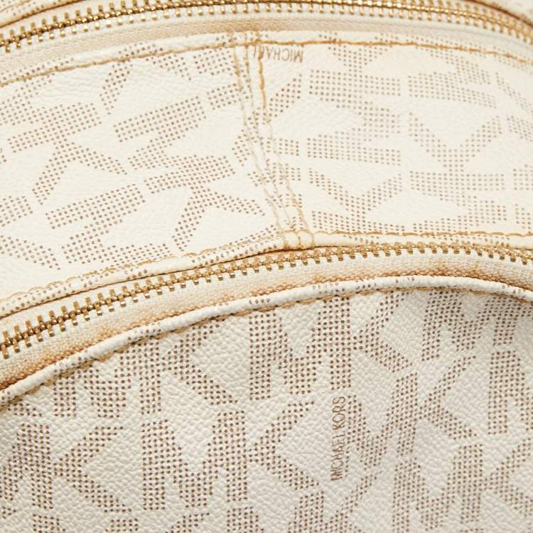 مملوكة مسبقًا Michael Kors White/Tan Signature Coated Canvas and Leather Rhea Backpack