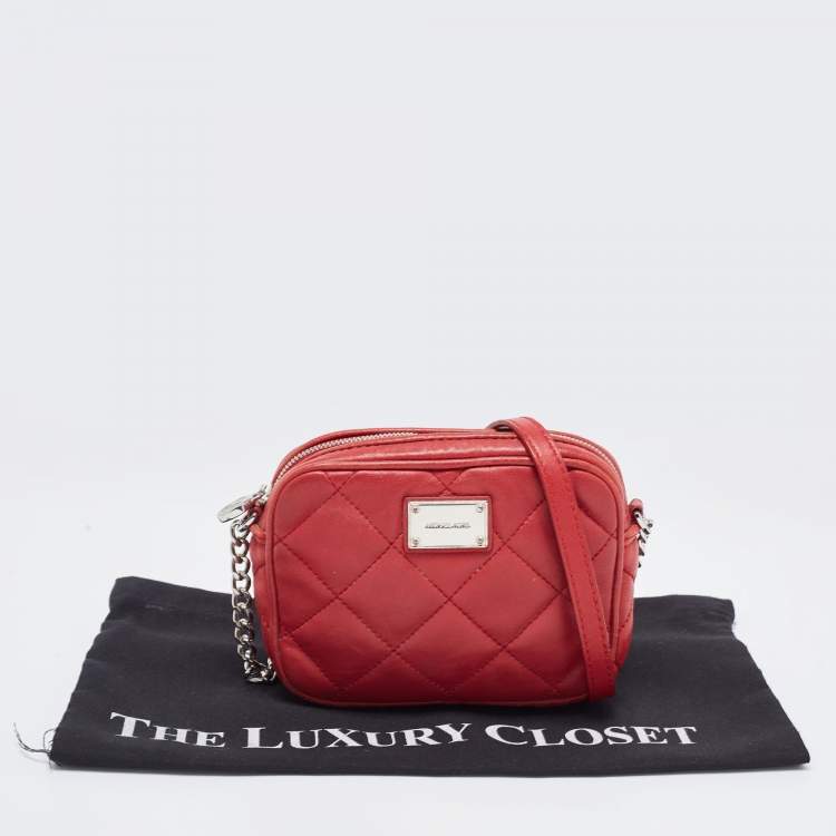 Pre Owned Michael Kors Red Quilted Leather Camera Shoulder Bag