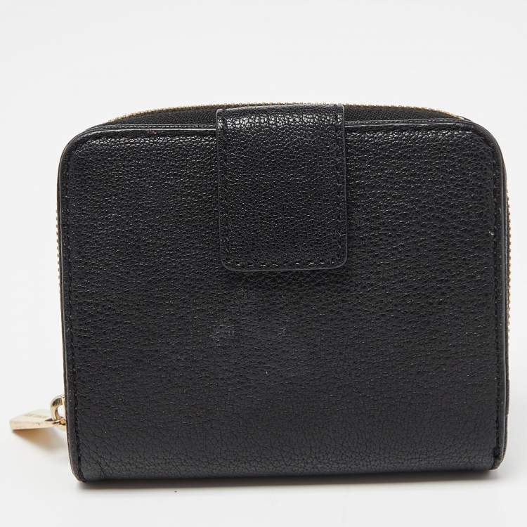 Pre Owned Michael Kors Black Leather Zip Around Wallet