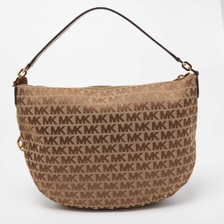Pre Owned Michael Kors Beige Signature Canvas Bedford Hobo
