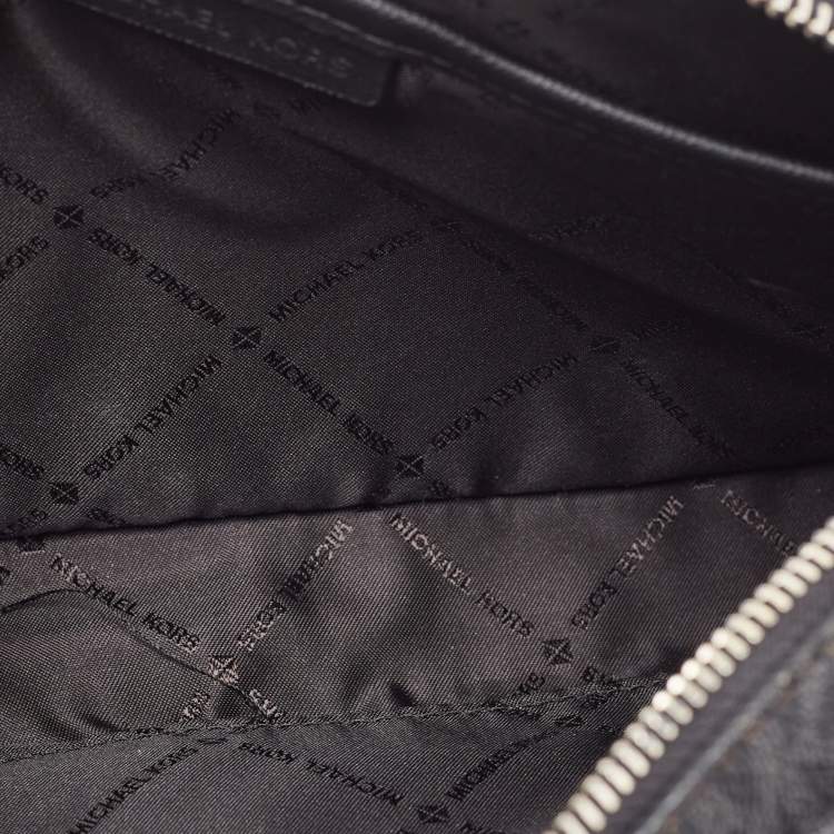 Pre Owned Michael Kors Black/Grey Signature Coated Canvas and Leather Jet Set Camera Crossbody Bag