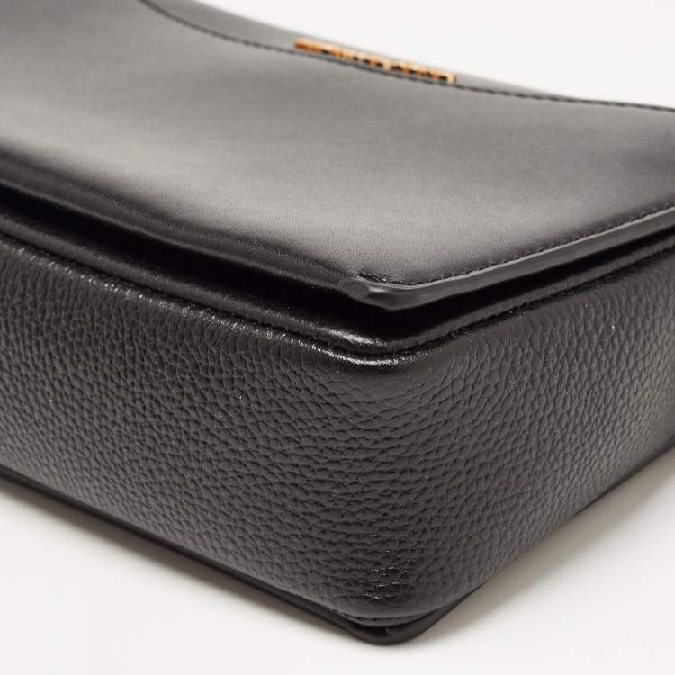 Pre Owned Michael Kors Black Leather Jet Set Zip Chain Crossbody Bag