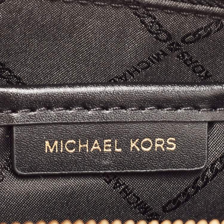 Pre Owned Michael Kors Black Leather Jet Set Zip Chain Crossbody Bag