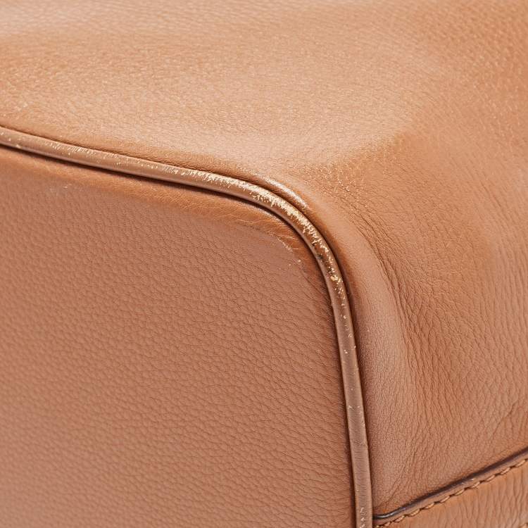 Pre Owned Michael Kors Brown Leather Bucket Tote