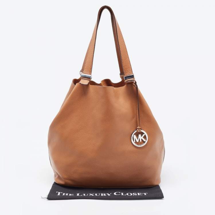 Pre Owned Michael Kors Brown Leather Bucket Tote