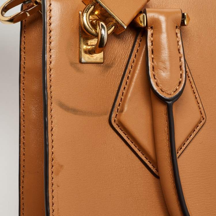 Pre Owned Michael Kors Beige Leather Casey Tote