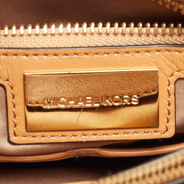 Pre Owned Michael Kors Beige Leather Casey Tote