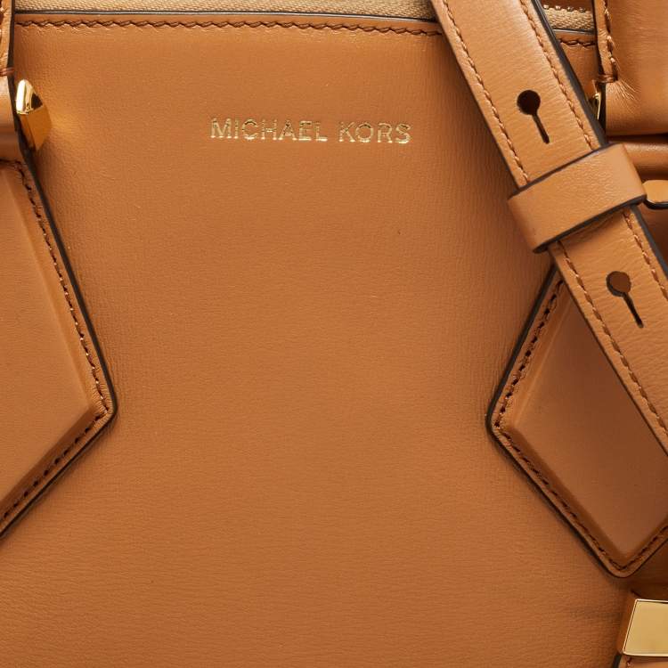 Pre Owned Michael Kors Beige Leather Casey Tote