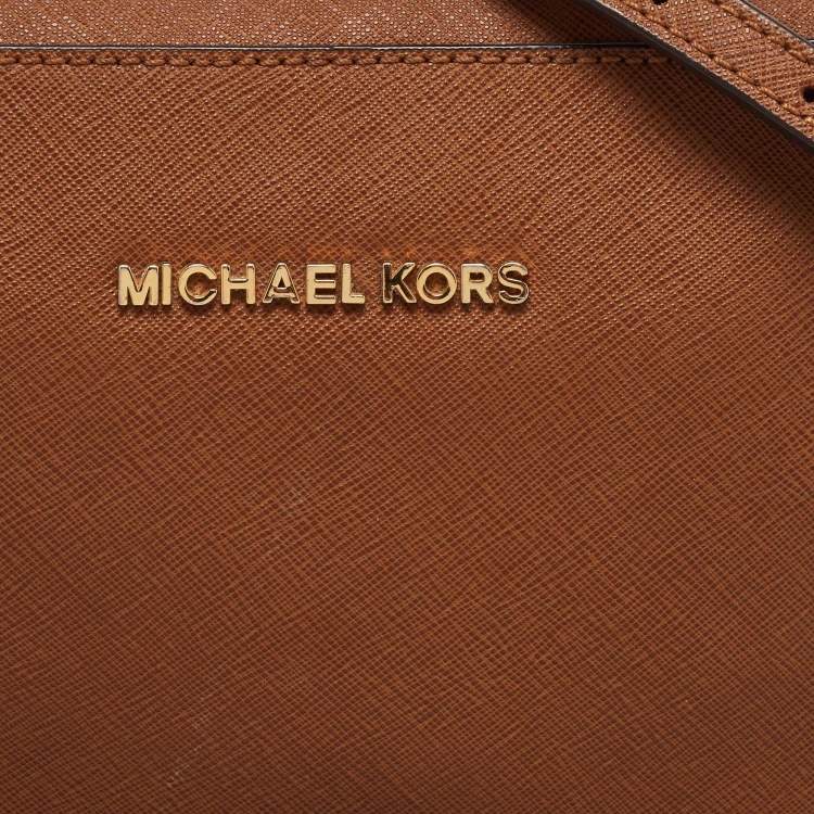 Pre Owned Michael Kors Brown Saffiano Leather Jet Set Camera Crossbody Bag