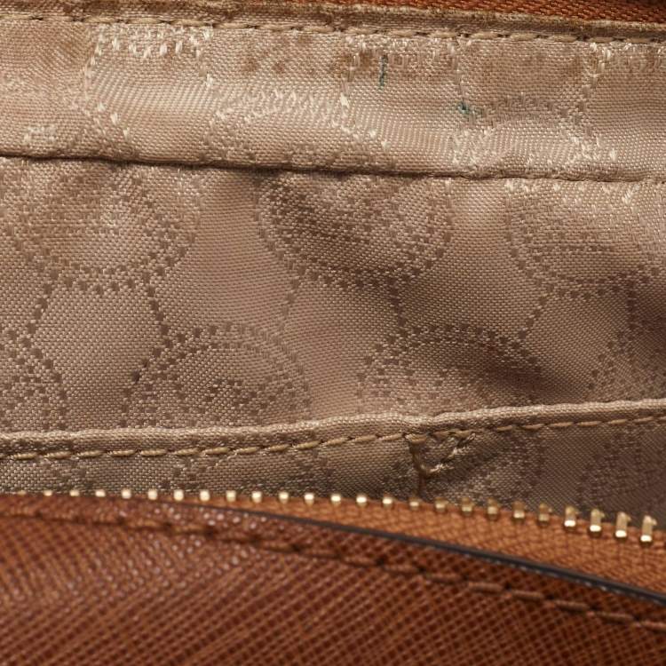 Pre Owned Michael Kors Brown Saffiano Leather Jet Set Camera Crossbody Bag