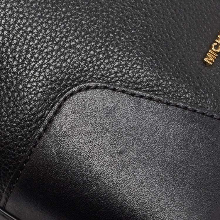 Pre Owned Michael Kors Black Leather Nicole Bucket Bag