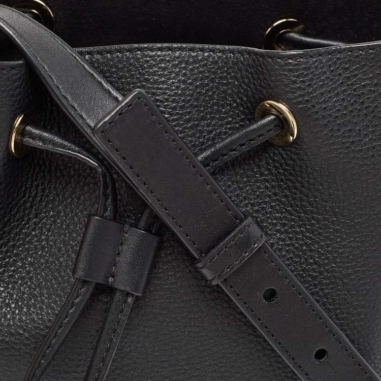 Pre Owned Michael Kors Black Leather Nicole Bucket Bag
