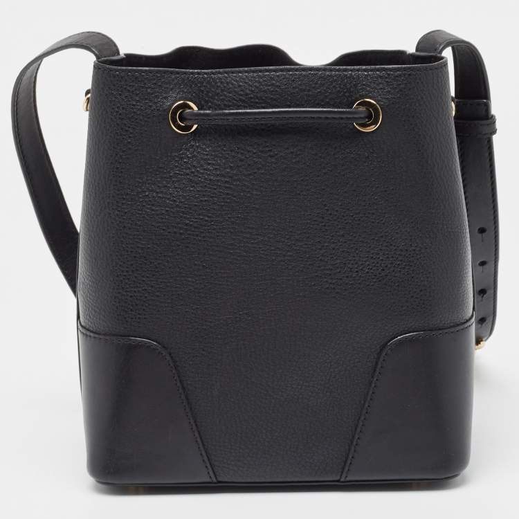 Pre Owned Michael Kors Black Leather Nicole Bucket Bag