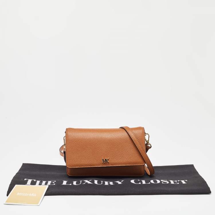 Pre Owned Michael Kors Tan Leather Jet Set Crossbody Bag