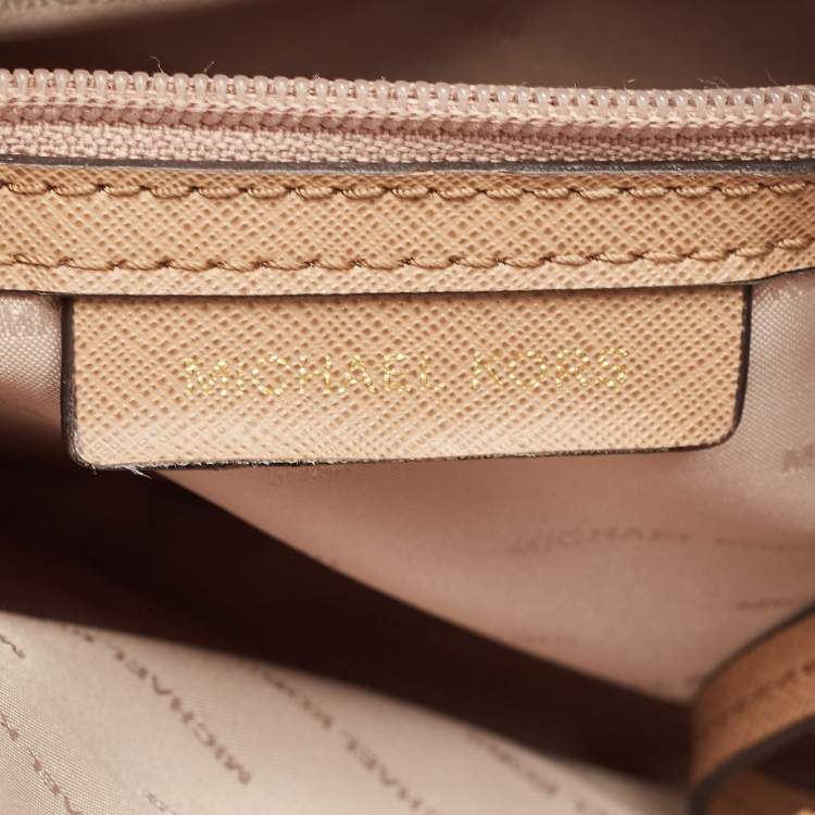 مملوكة مسبقًا Michael Kors Pink/Cream Leather Mercer Satchel