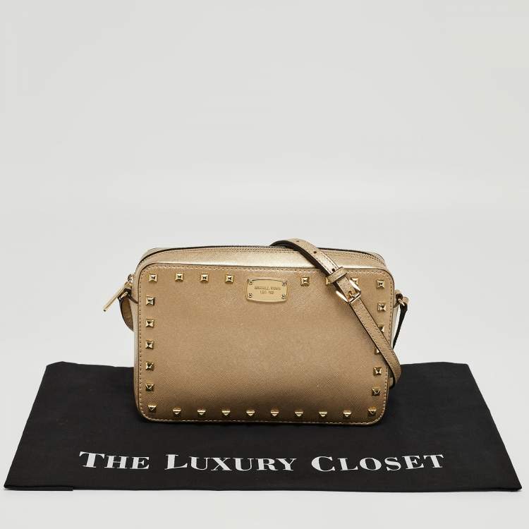 مملوكة مسبقًا Michael Kors Gold Leather Studded Camera Crossbody Bag