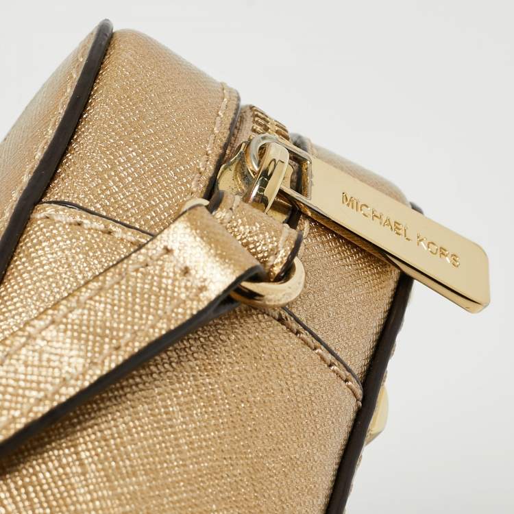 مملوكة مسبقًا Michael Kors Gold Leather Studded Camera Crossbody Bag