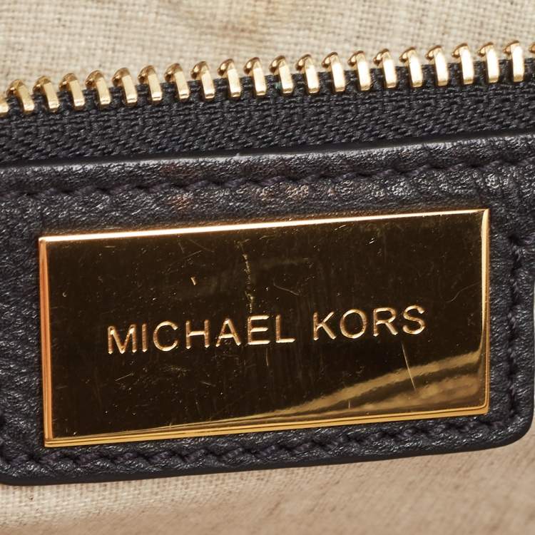Pre Owned Michael Kors Black Leather and Croc Embossed Chain Shoulder Bag