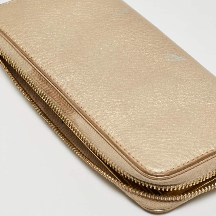 Pre Owned Michael Kors Gold Leather Jet Set Zip Around Continental Wallet
