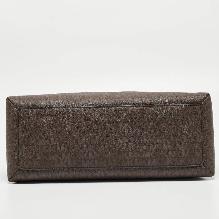 Pre Owned Michael Kors Brown Signature Coated Canvas Trisha Tote