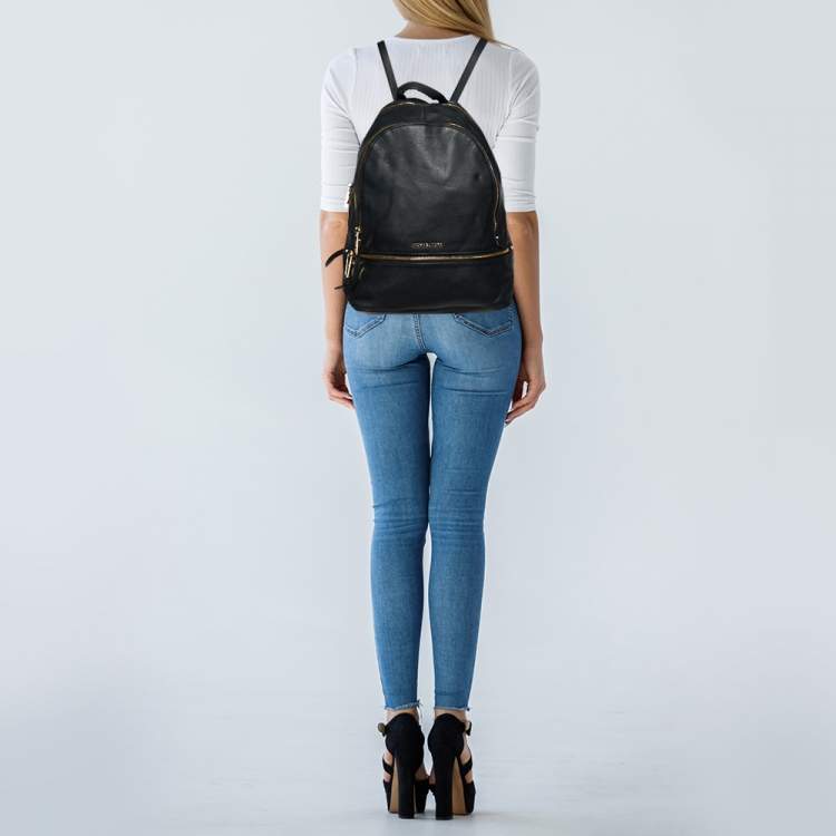 مملوكة مسبقًا Michael Kors Black Leather Rhea Backpack