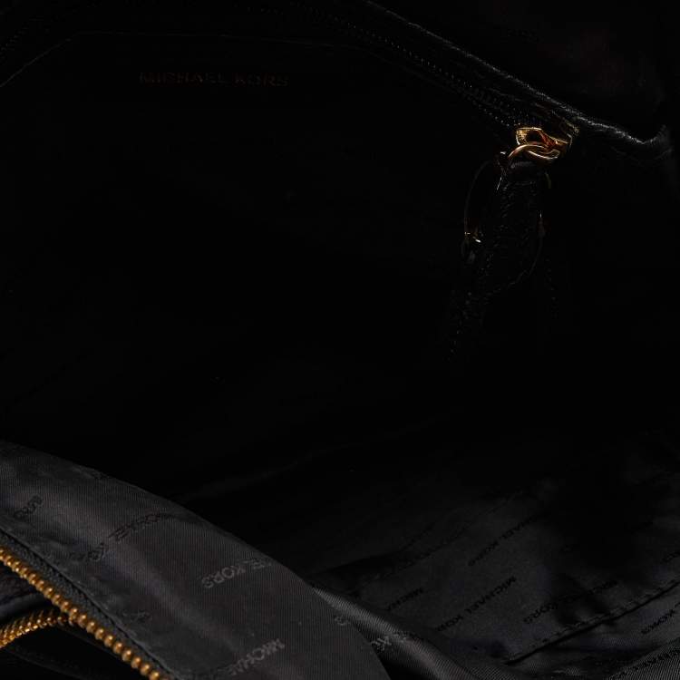 مملوكة مسبقًا Michael Kors Black Leather Rhea Backpack