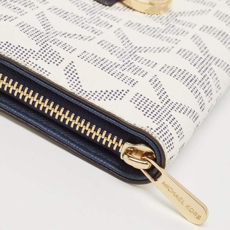 Pre Owned Michael Kors  White/Blue Signature Coated Canvas Hamilton Zip Around Wallet