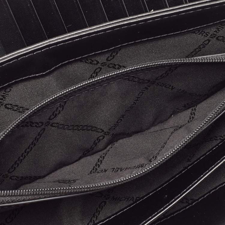 Pre Owned Michael Kors Black Leather Jet Set Zip Around Continental Wallet
