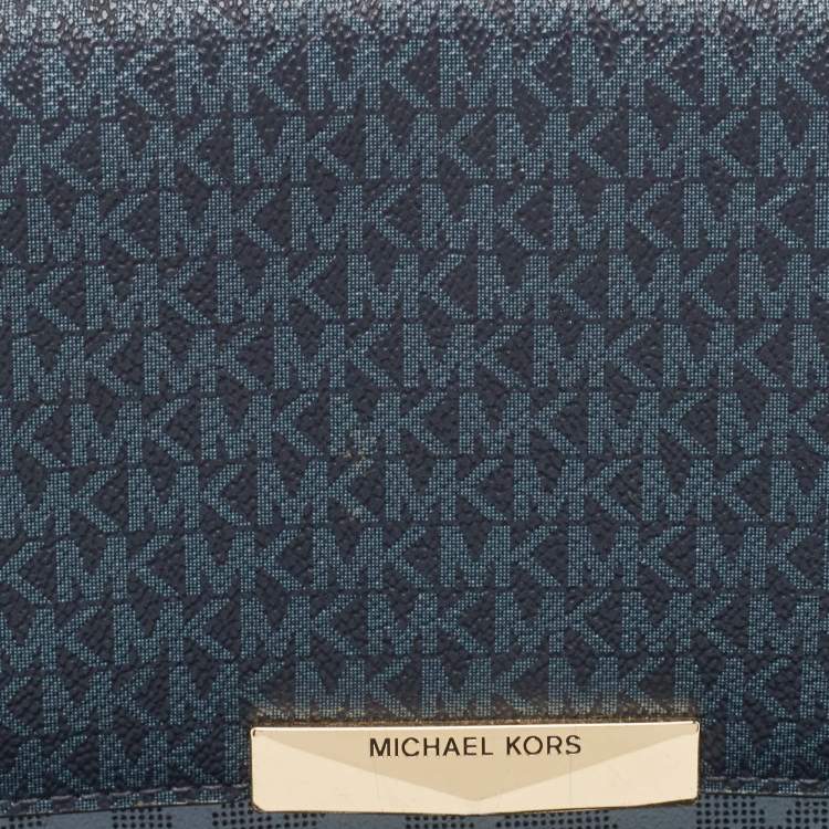 Pre Owned Michael Kors Blue/White Signature Coated Canvas and Leather Jade Shoulder Bag
