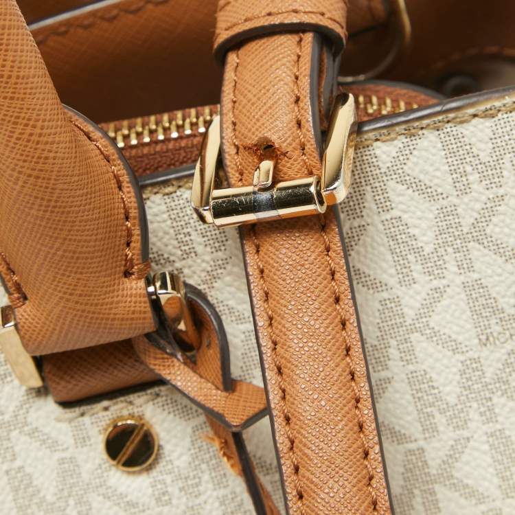 Pre Owned Michael Kors Brown/White Signature Coated Canvas and Leather Savannah Satchel