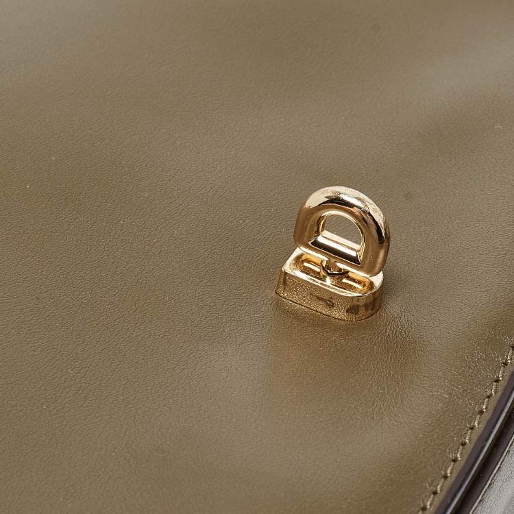 Pre Owned Michael Kors Olive Green Leather Delfina Saddle Bag