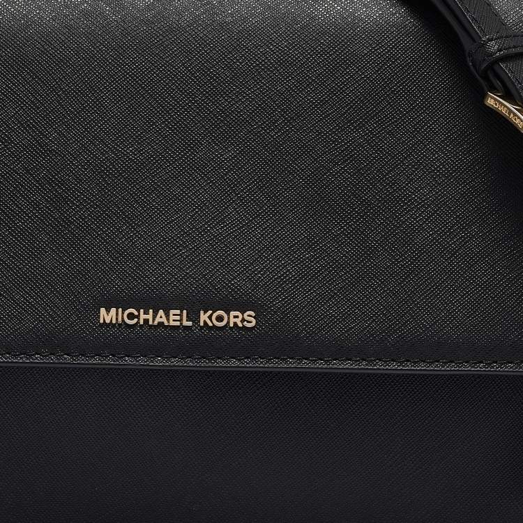 Pre Owned Michael Kors Black Leather Jet Set Crossbody Bag