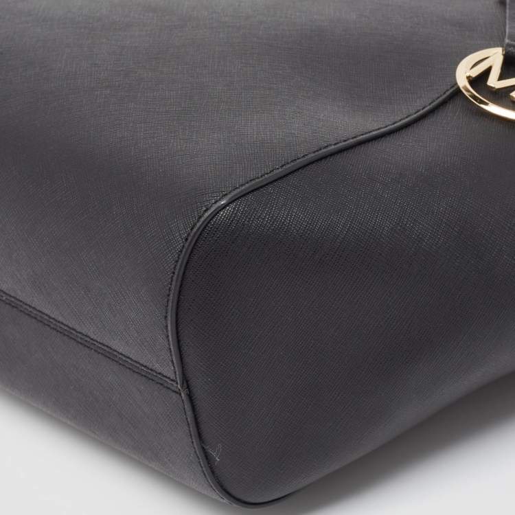 Pre Owned Michael Kors Black Leather Jet Set Travel Chain Shoulder Bag