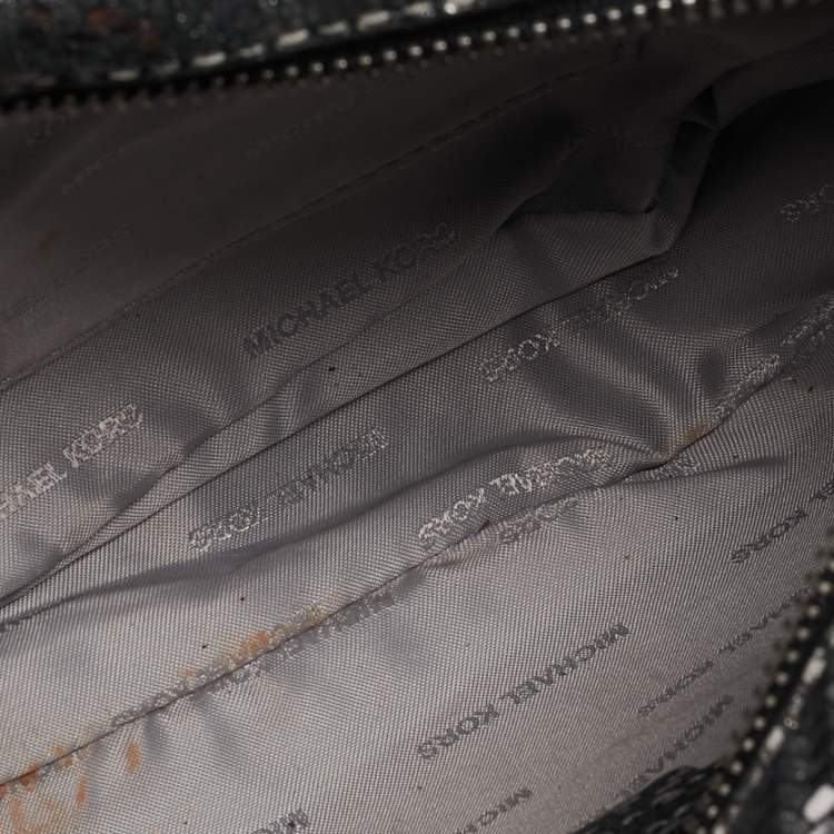 Pre Owned Michael Kors Metallic Grey Textured Leather Ginny Camera Crossbody Bag