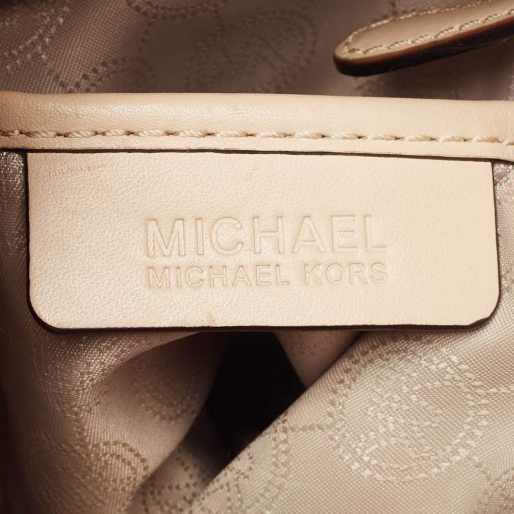 Pre Owned Michael Kors Brown Signature Coated Canvas and Leather Jet Set Travel Messenger Bag