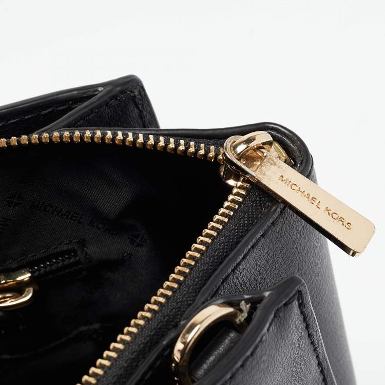 Pre Owned Michael Kors Navy Blue Leather Small Ellis Studded Tote