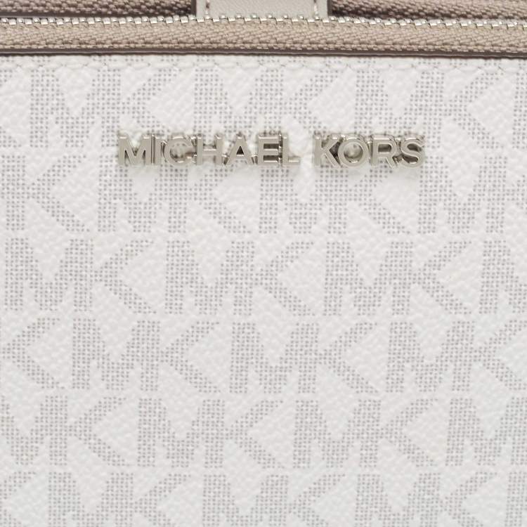 Pre Owned Michael Kors Grey/White Signature Coated Canvas and Leather Adele Wristlet Wallet