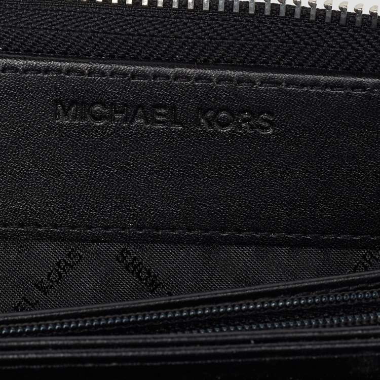Pre Owned Michael Kors Black/Grey Signature Coated Canvas Zip Around Wallet