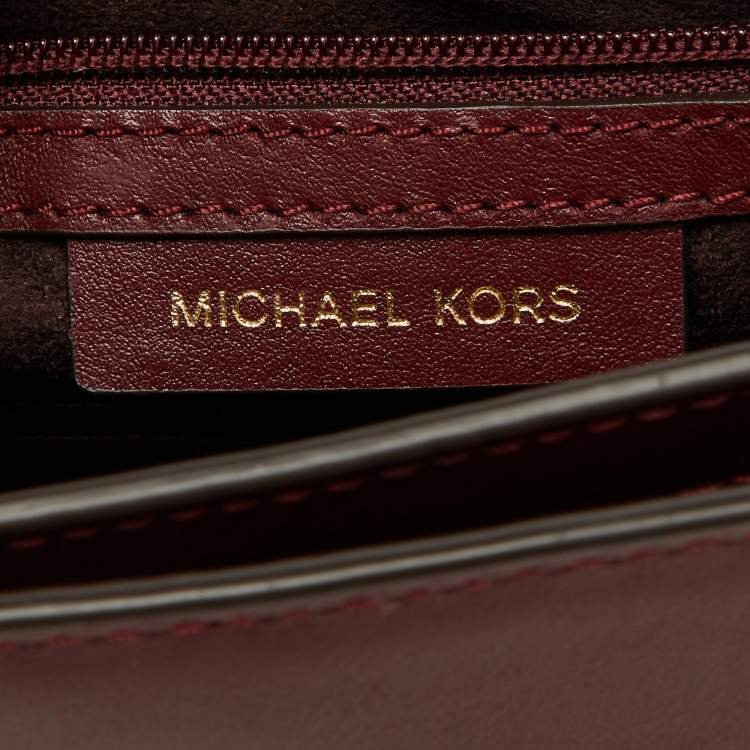 Pre Owned Michael Kors Red Grommet Leather Flap Crossbody Bag